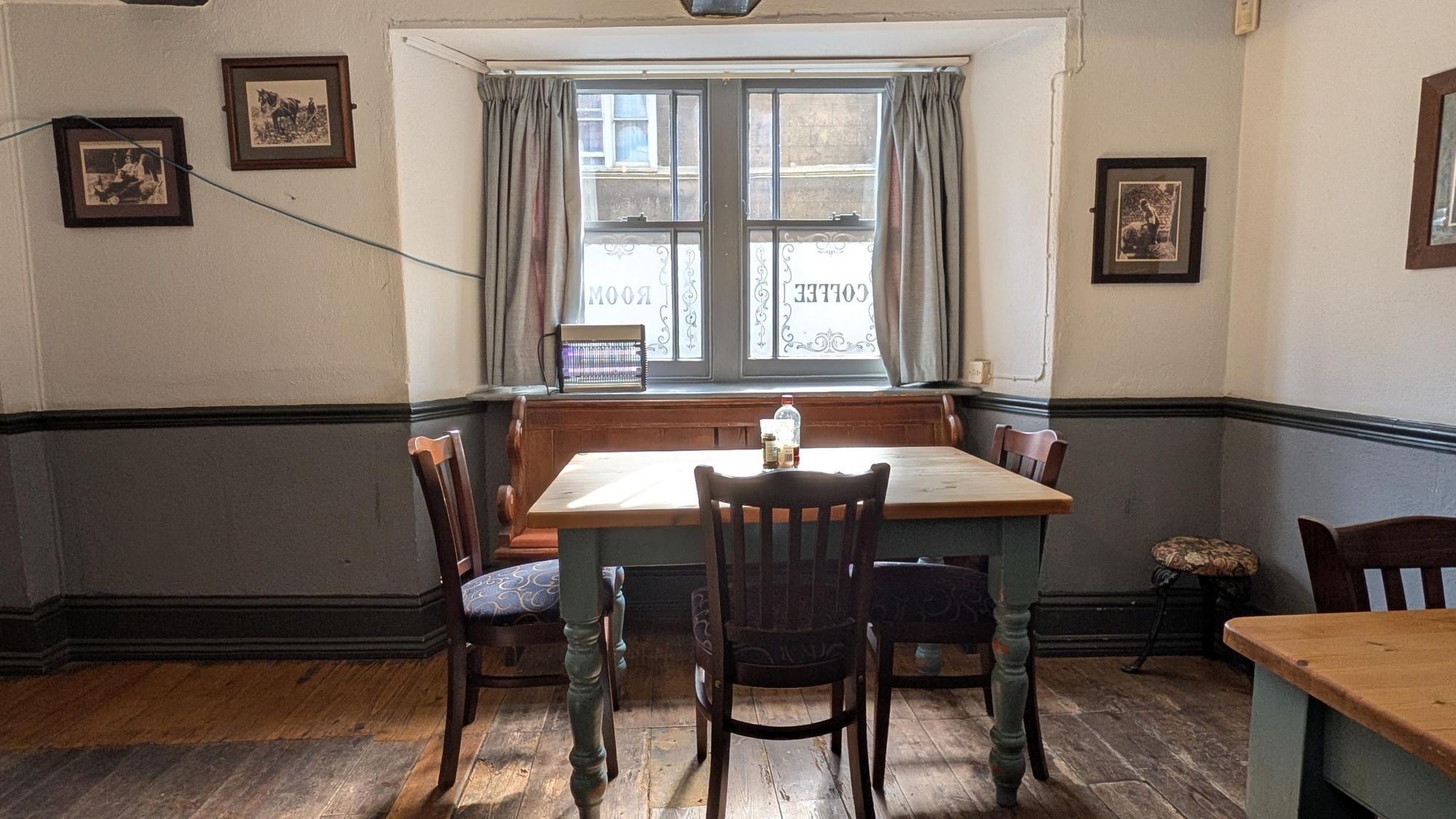 Left-hand 'Coffee Room'. Published on 26-09-2026