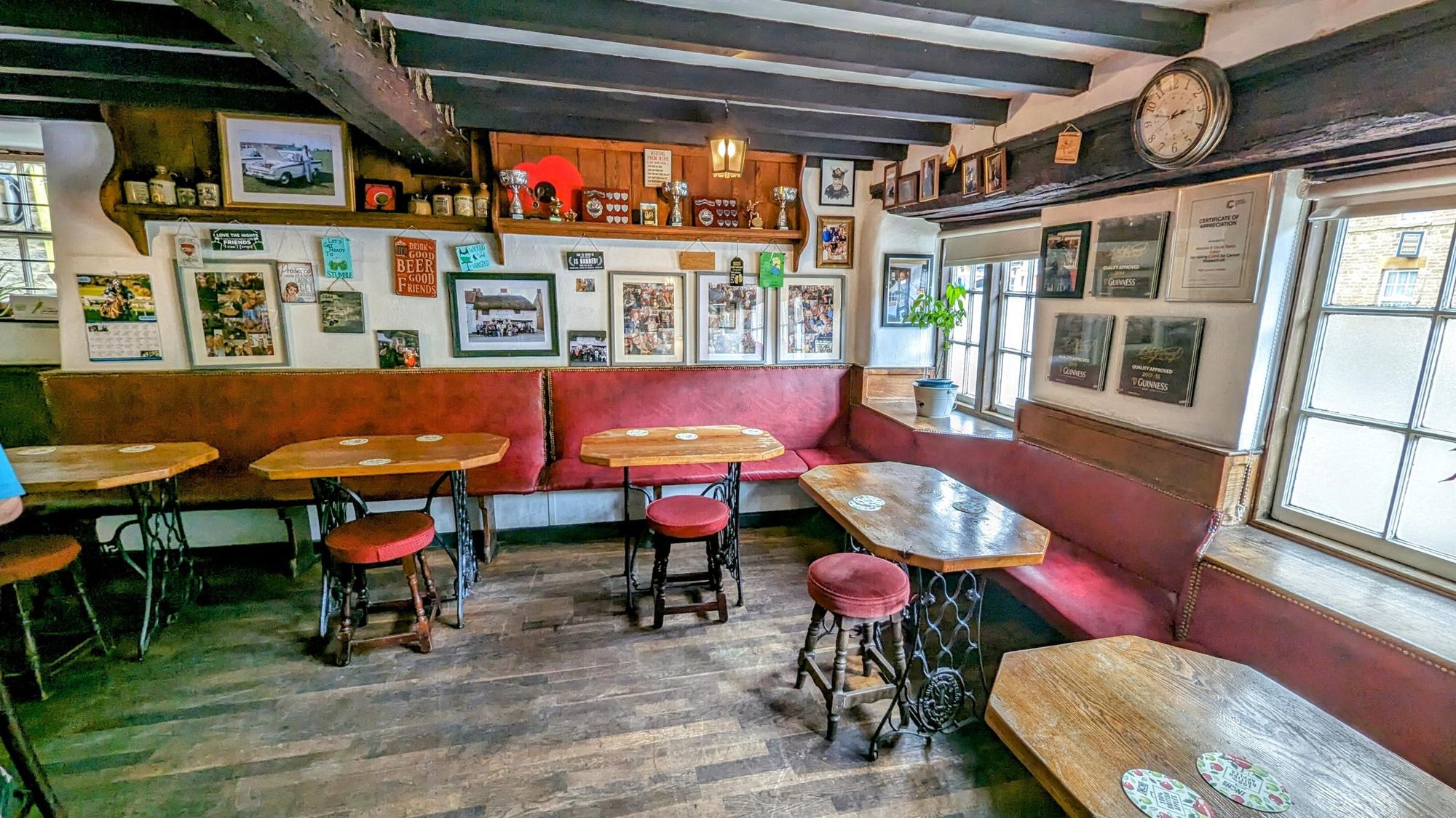 RH Bar. Published on 16-05-2024