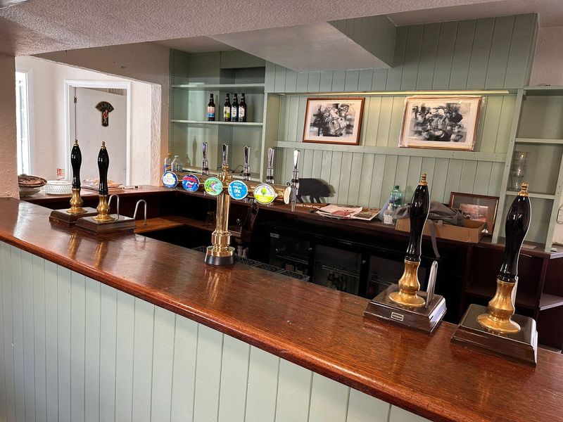 (Bar). Published on 26-11-2025 