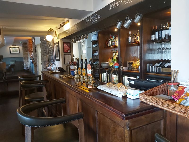 Lamb Inn, Hindon (Photo: Bob Brodie - 11/09/2026). (Bar). Published on 11-10-2026
