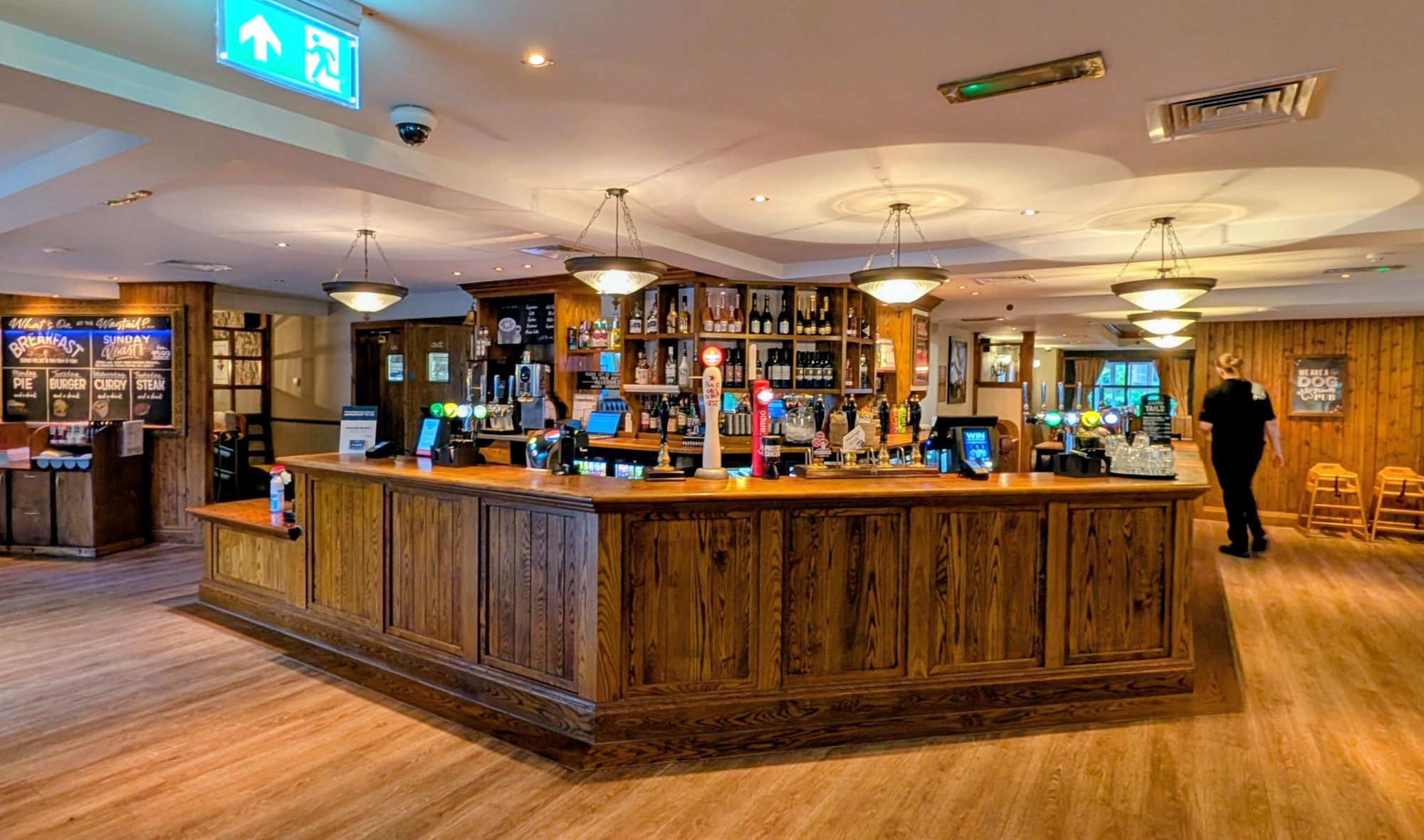 (Bar). Published on 06-07-2026