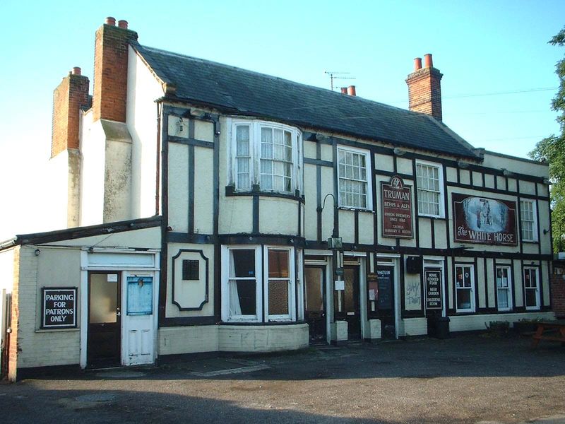 White Horse, Dovercourt. (Pub, External, Key). Published on 10-02-2005