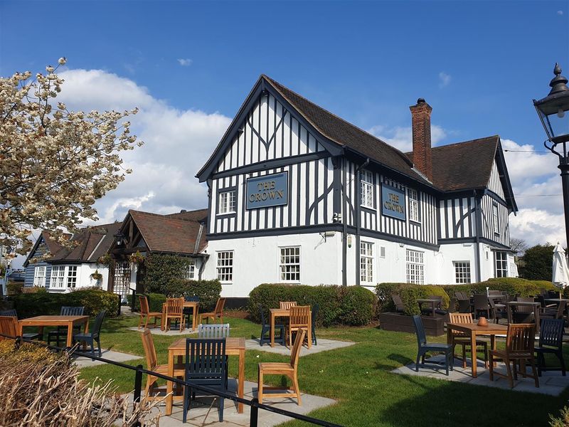 Crown Inn at Ardleigh. (Pub, External, Garden, Key). Published on 01-01-1970