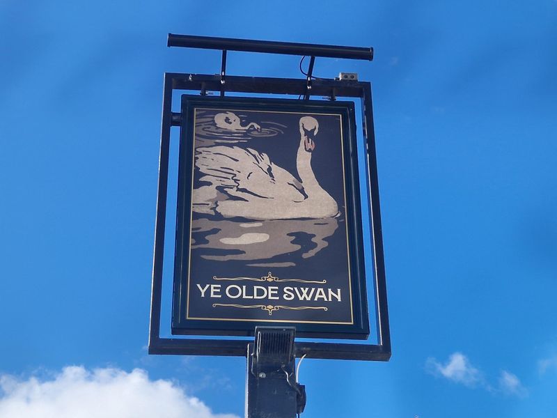 Olde Swan, Brightlingsea. (Pub, External, Sign). Published on 01-01-1970