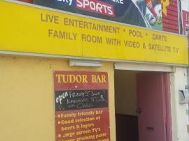 Tudor Bar, St Osyth Beach. (Pub, External, Key). Published on 06-06-2015