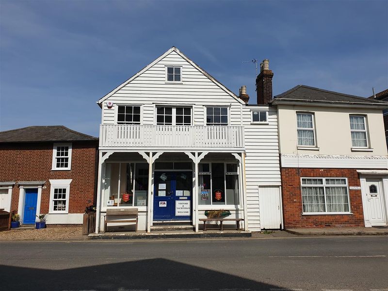 UCSC, Brightlingsea. (Pub, External, Key). Published on 01-01-1970