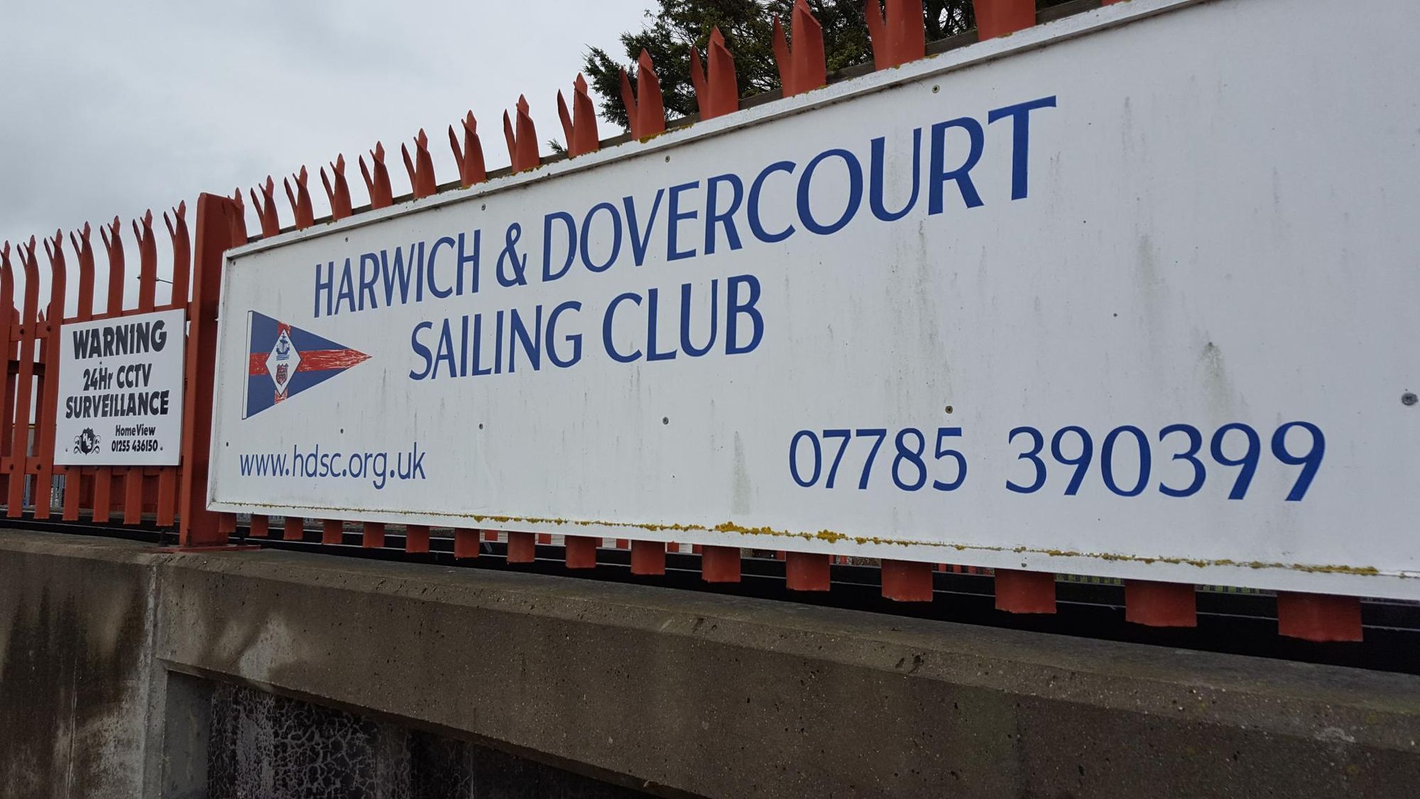 HDSC, Harwich. (Pub, Sign, Key). Published on 10-08-2016