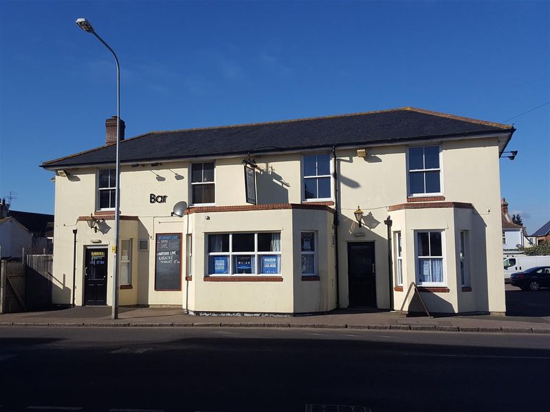 Griffin, Clacton-on-Sea. (Pub, External, Key). Published on 01-01-1970