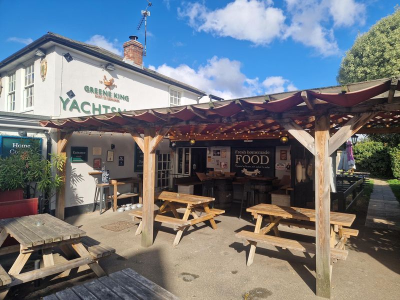 Yachtsman's Arms, Brightlingsea. (Pub, Garden). Published on 01-01-1970