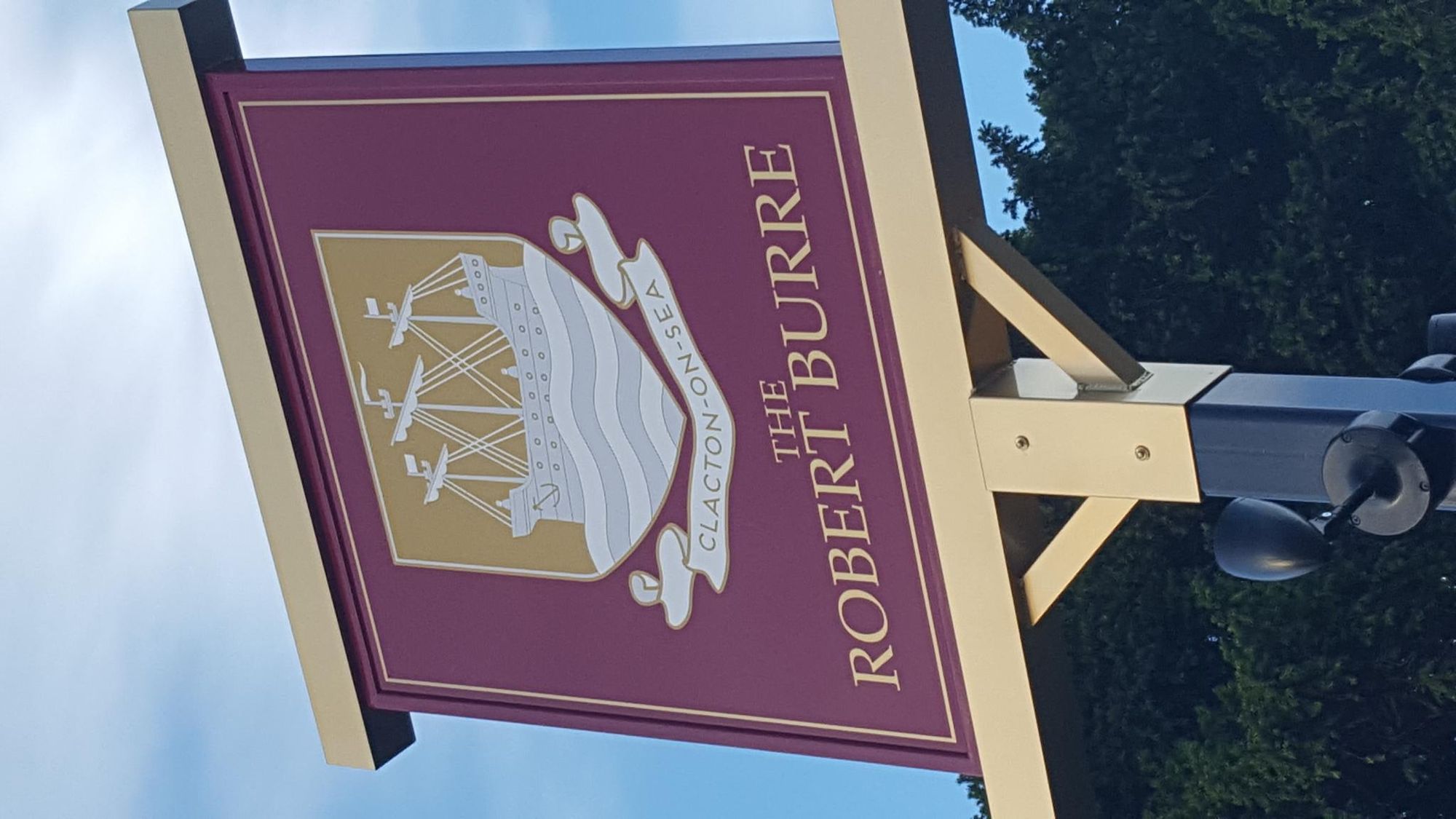 Robert Burre new pub sign. (Pub, Sign). Published on 09-12-2016