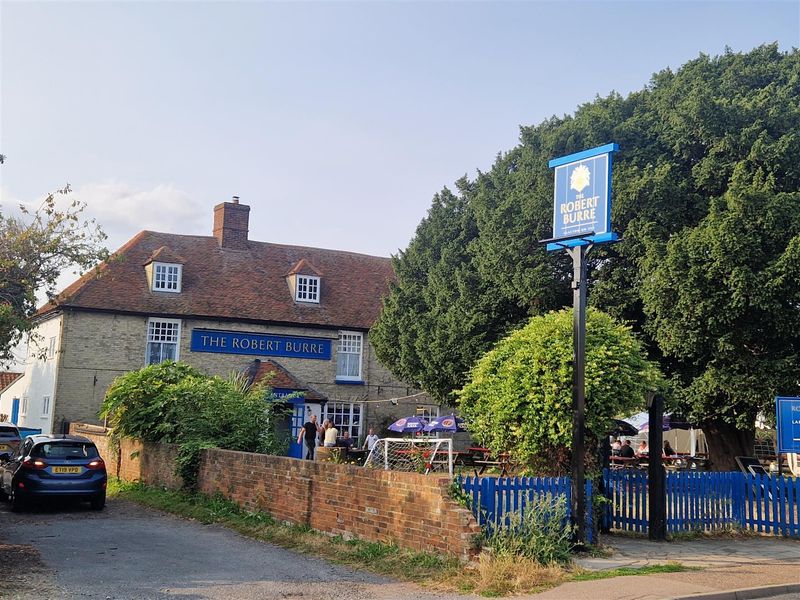 Robert Burre, Great Clacton. (Pub, External, Key). Published on 01-01-1970 