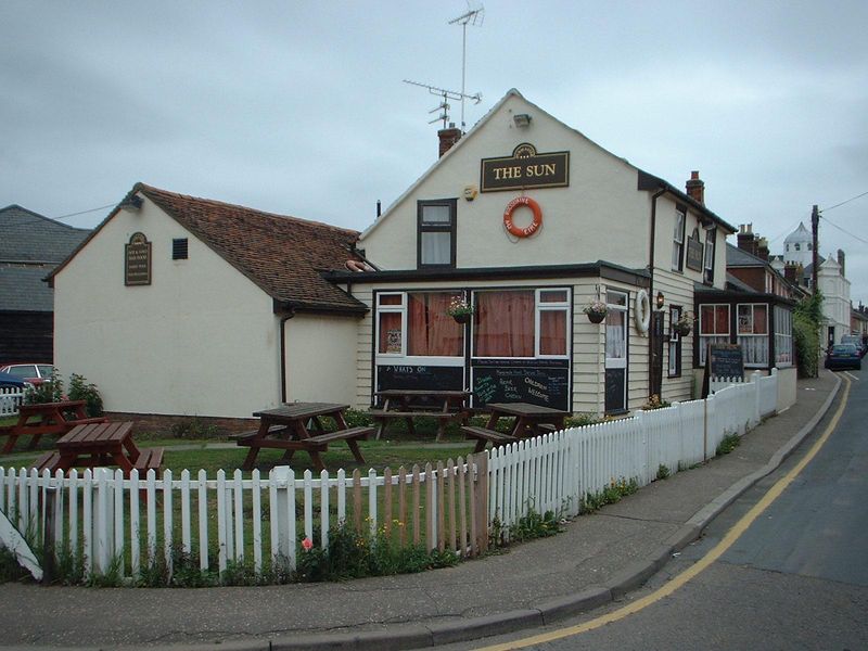 Sun Inn, Brightlingsea. (Pub, External, Key). Published on 01-01-1970