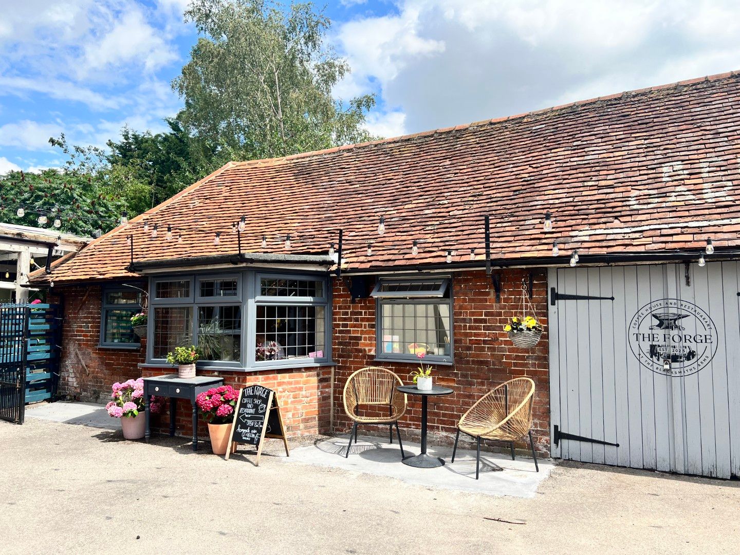 Blacksmiths Arms restaurant. (External, Restaurant). Published on 02-04-2026