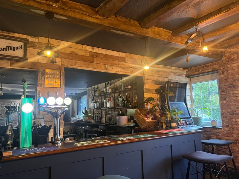 Blacksmiths Arms Bar. (Bar). Published on 02-04-2026 