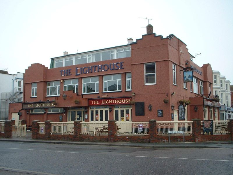 Lighthouse in May 2010. (Pub, External). Published on 05-12-2010