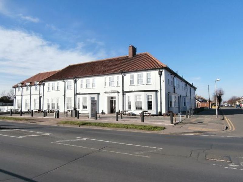 Kingscliff Hotel at Holland-on-Sea. (Pub, External, Key). Published on 02-03-2014