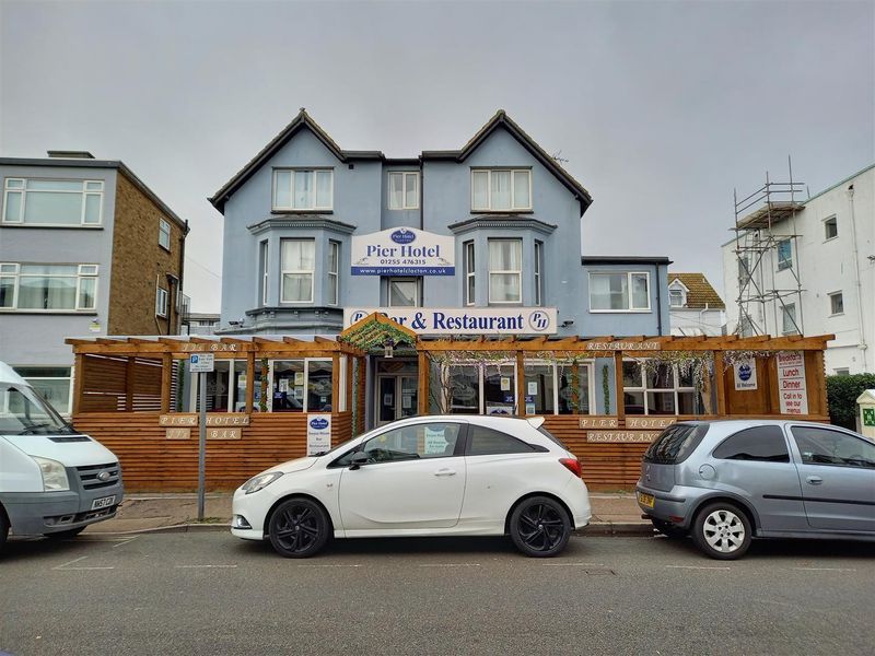 Pier Hotel/JJ's Bar, Clacton. (Pub, External, Key). Published on 01-01-1970