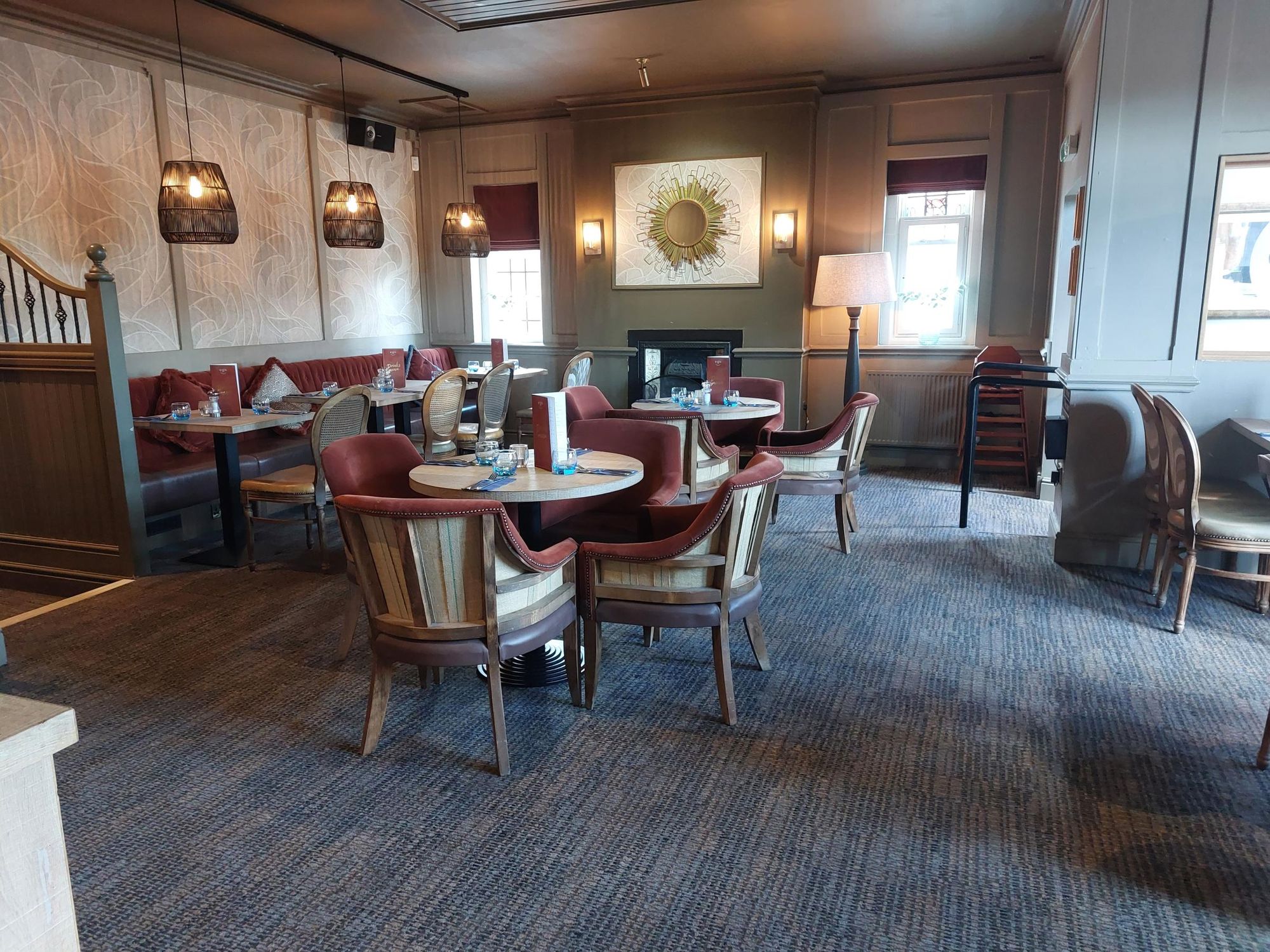 (Pub, Restaurant). Published on 10-06-2026