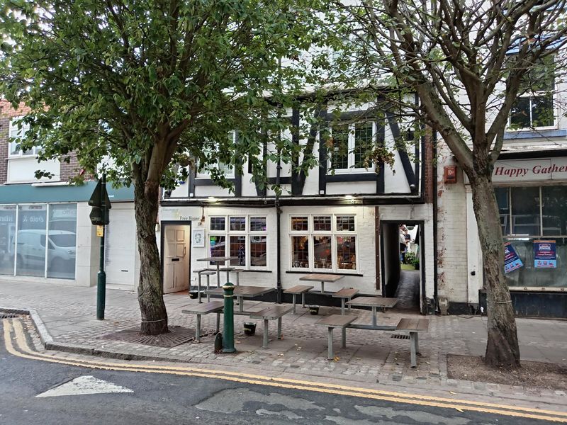 (Pub, External). Published on 28-08-2025 