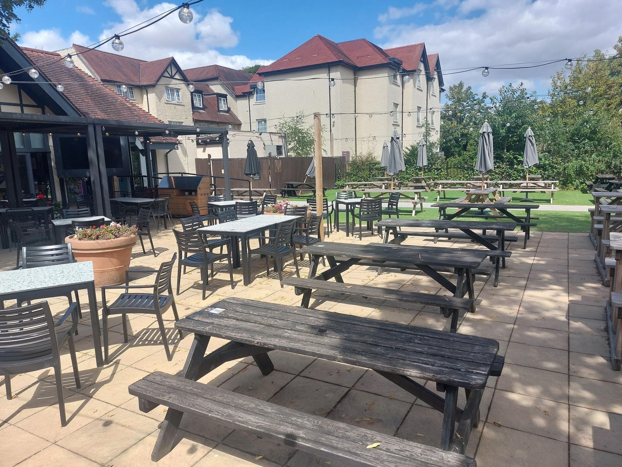 (External, Garden). Published on 05-08-2026