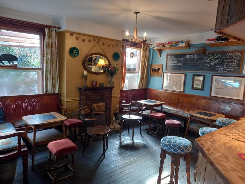 (Pub). Published on 31-10-2025 