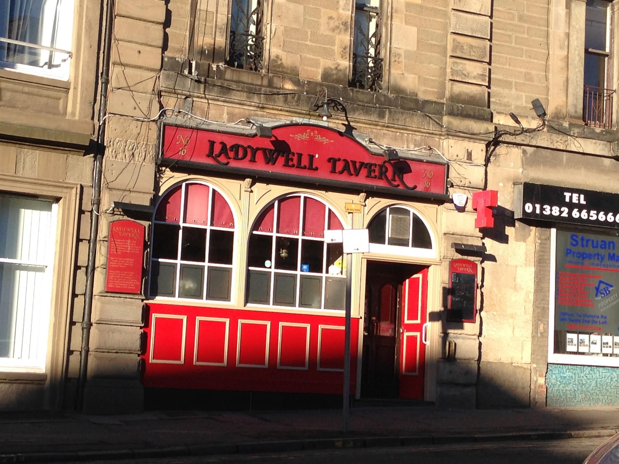 Ladywell Tavern, Dundee - CAMRA Experience