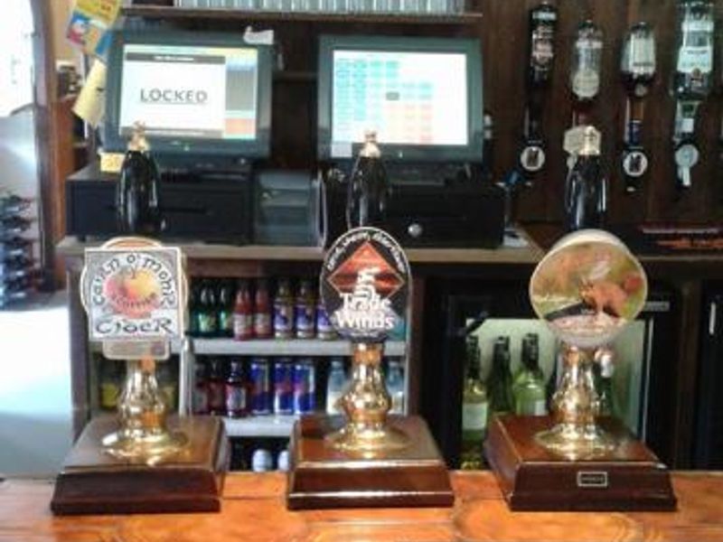 (Pub, Bar). Published on 24-04-2015