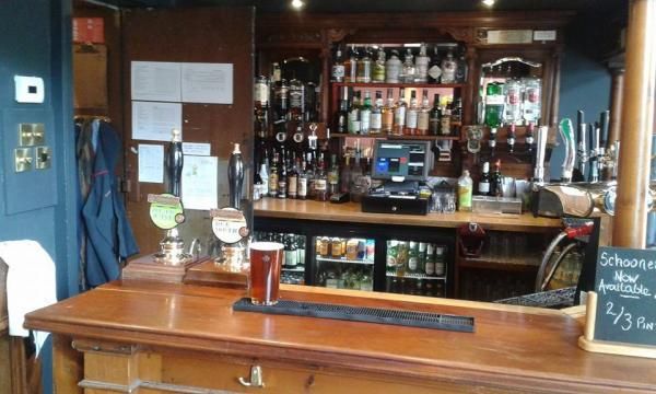 (Pub, Bar). Published on 24-04-2015