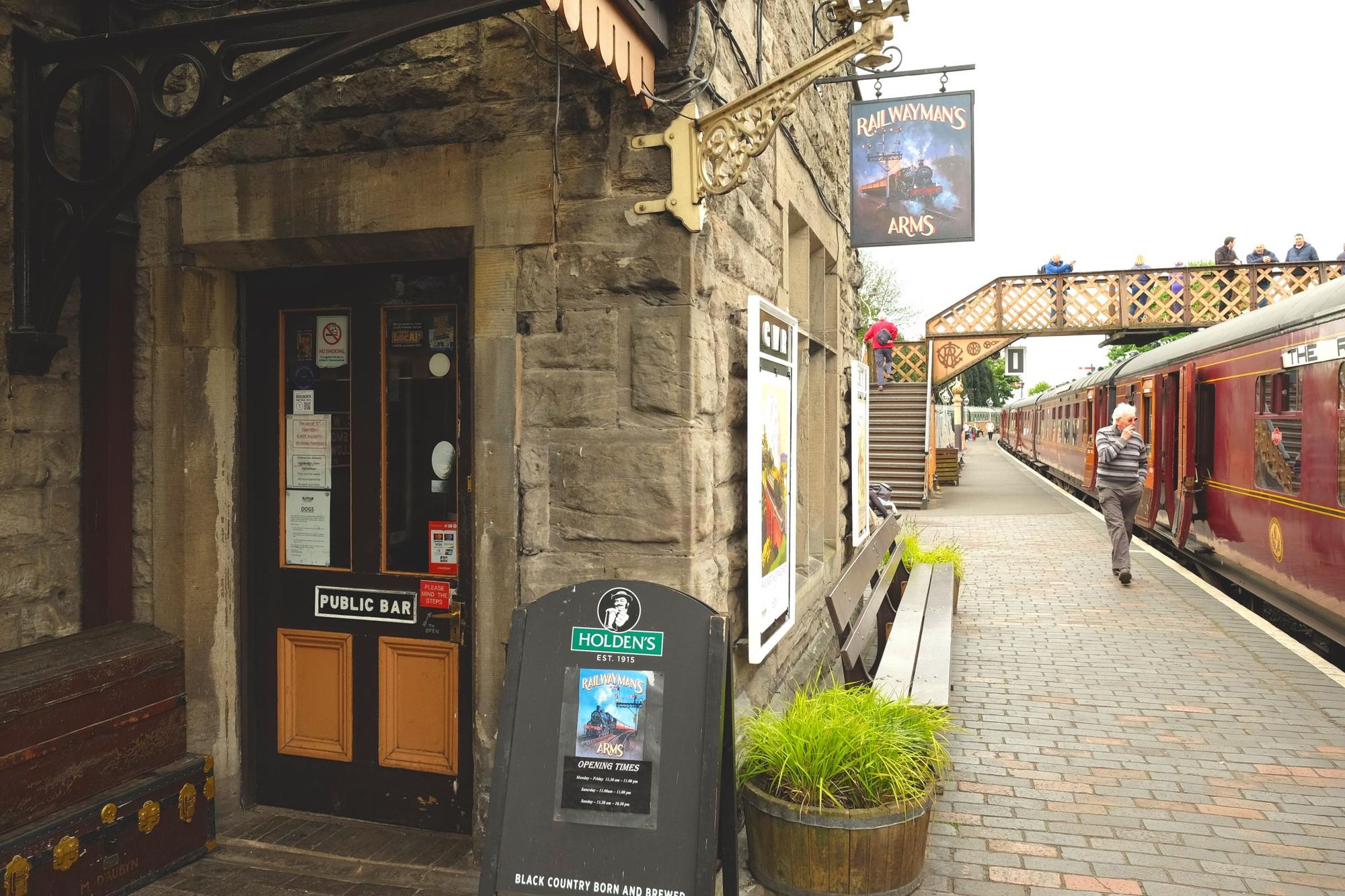 (Pub, External, Sign, Key). Published on 02-05-2017