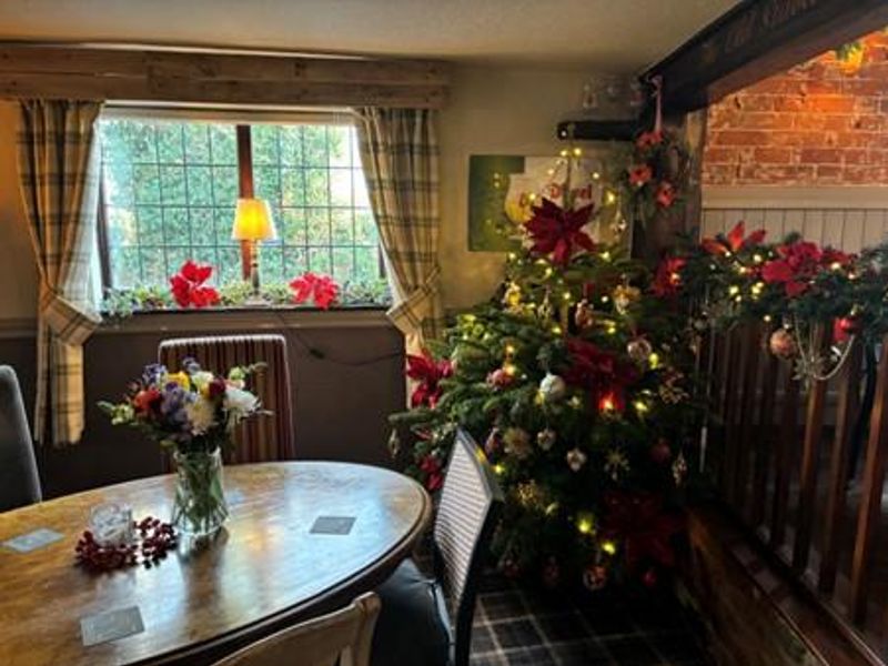 (Pub, Bar). Published on 08-12-2024 