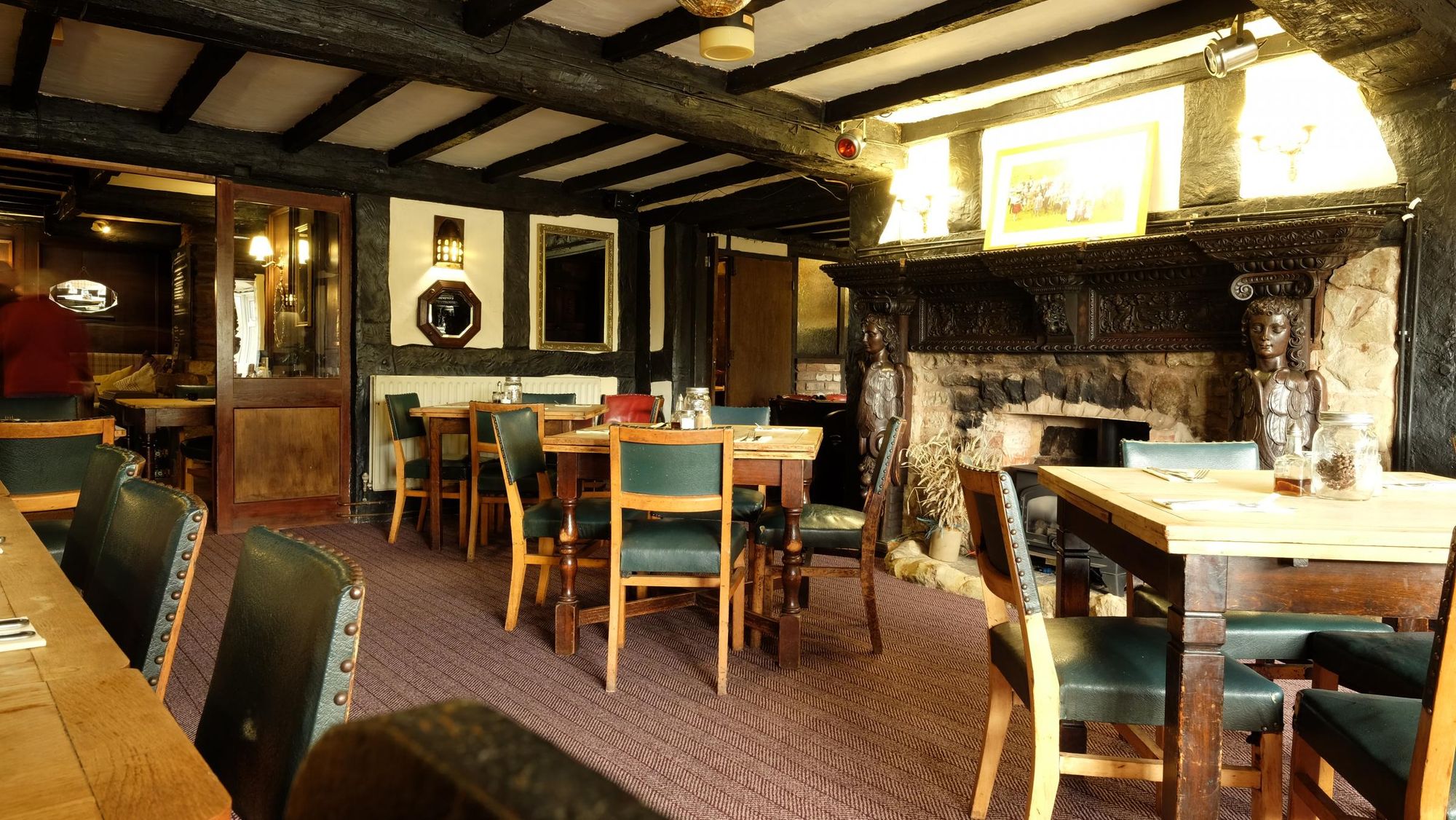 (Pub, Restaurant). Published on 28-03-2019