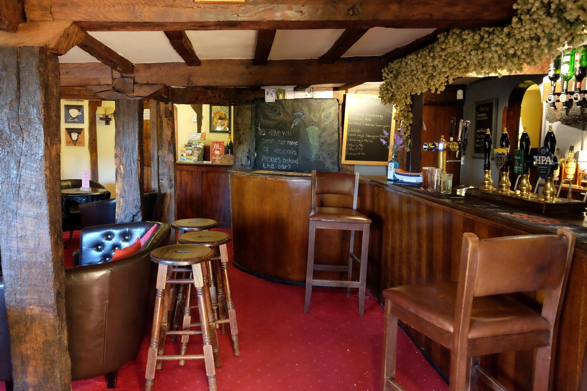 (Pub, Bar). Published on 27-06-2018