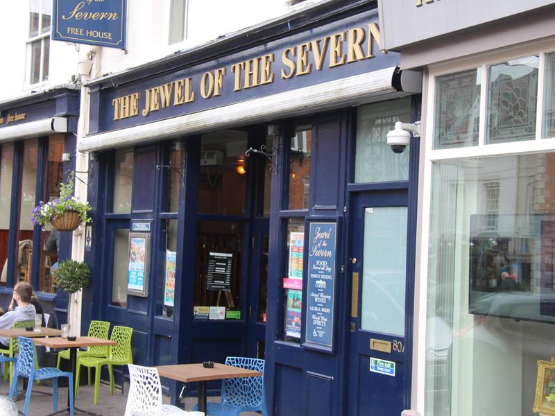 (Pub, External, Key). Published on 09-04-2024
