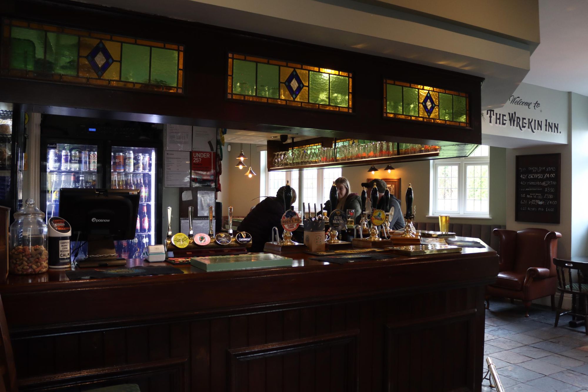 (Pub, Bar). Published on 17-02-2024