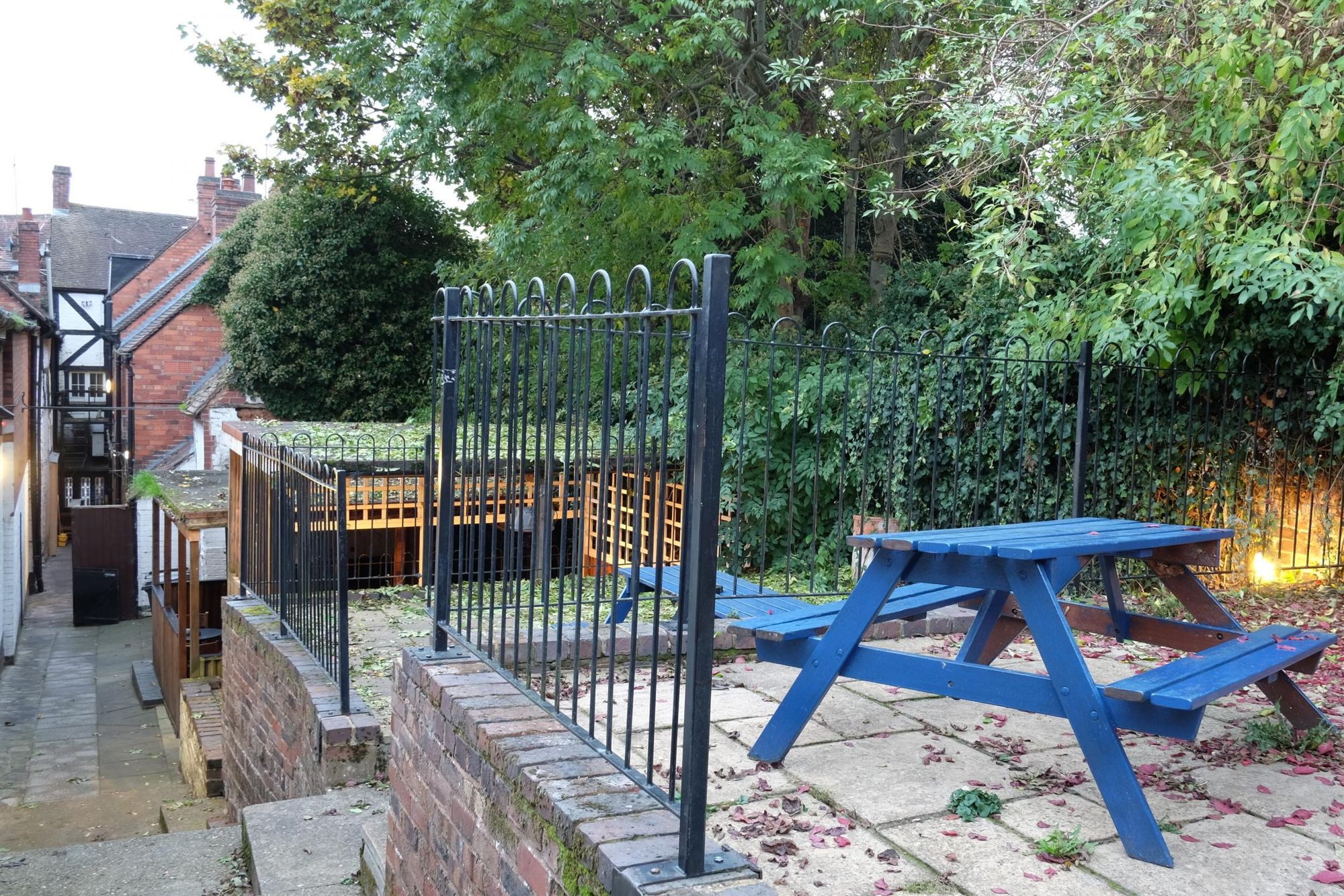 (External, Garden). Published on 02-11-2016