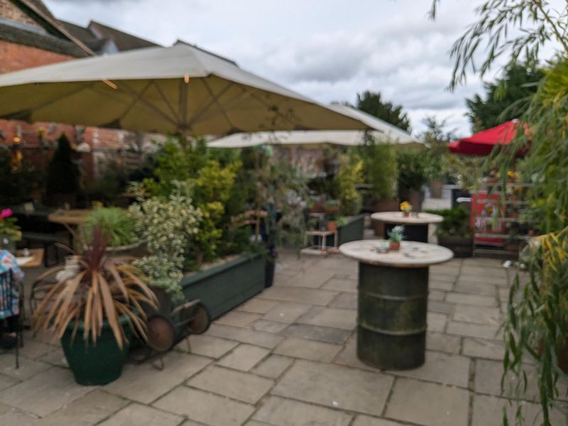 (Pub, External, Garden). Published on 25-07-2024 