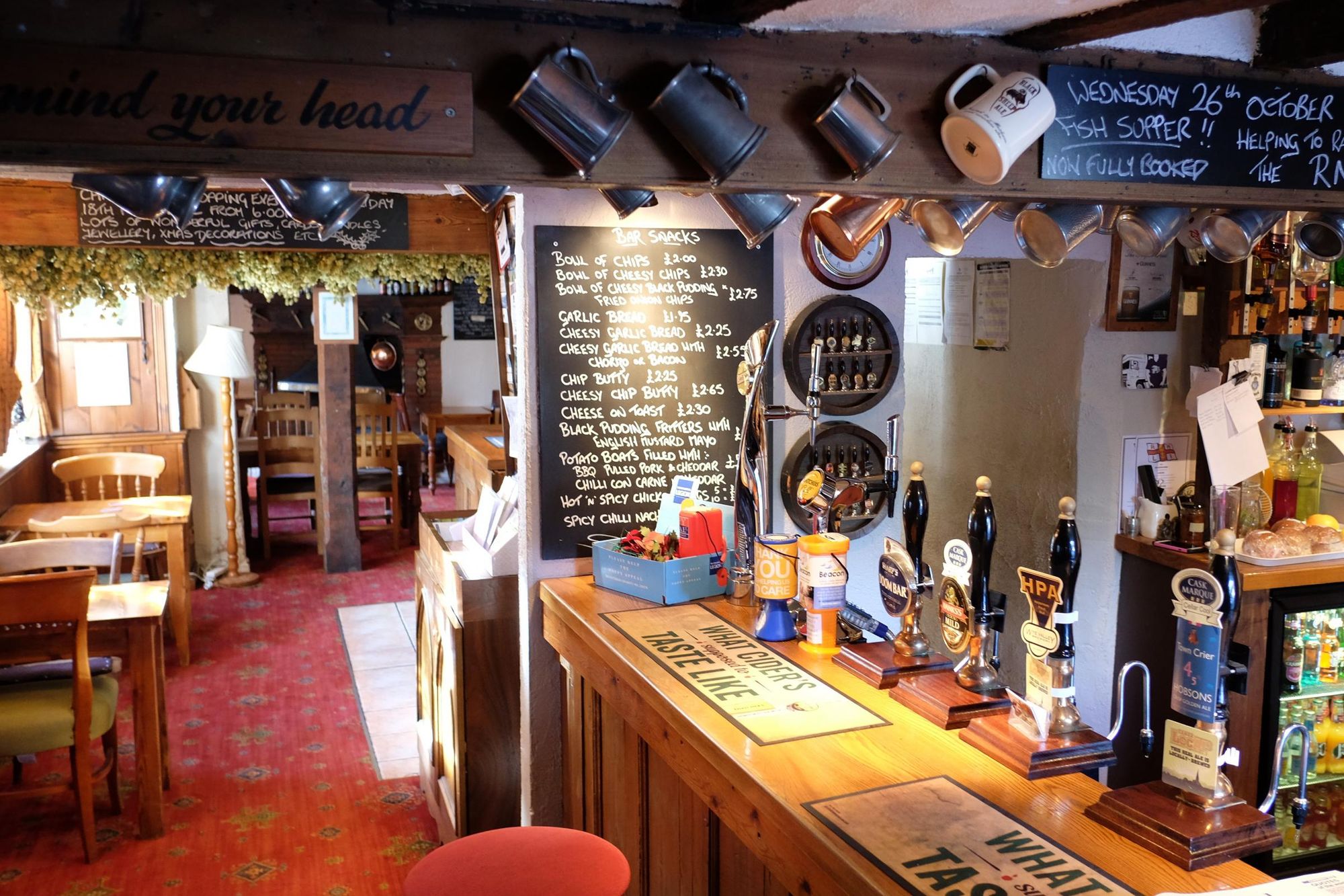 (Pub, Bar). Published on 17-10-2016