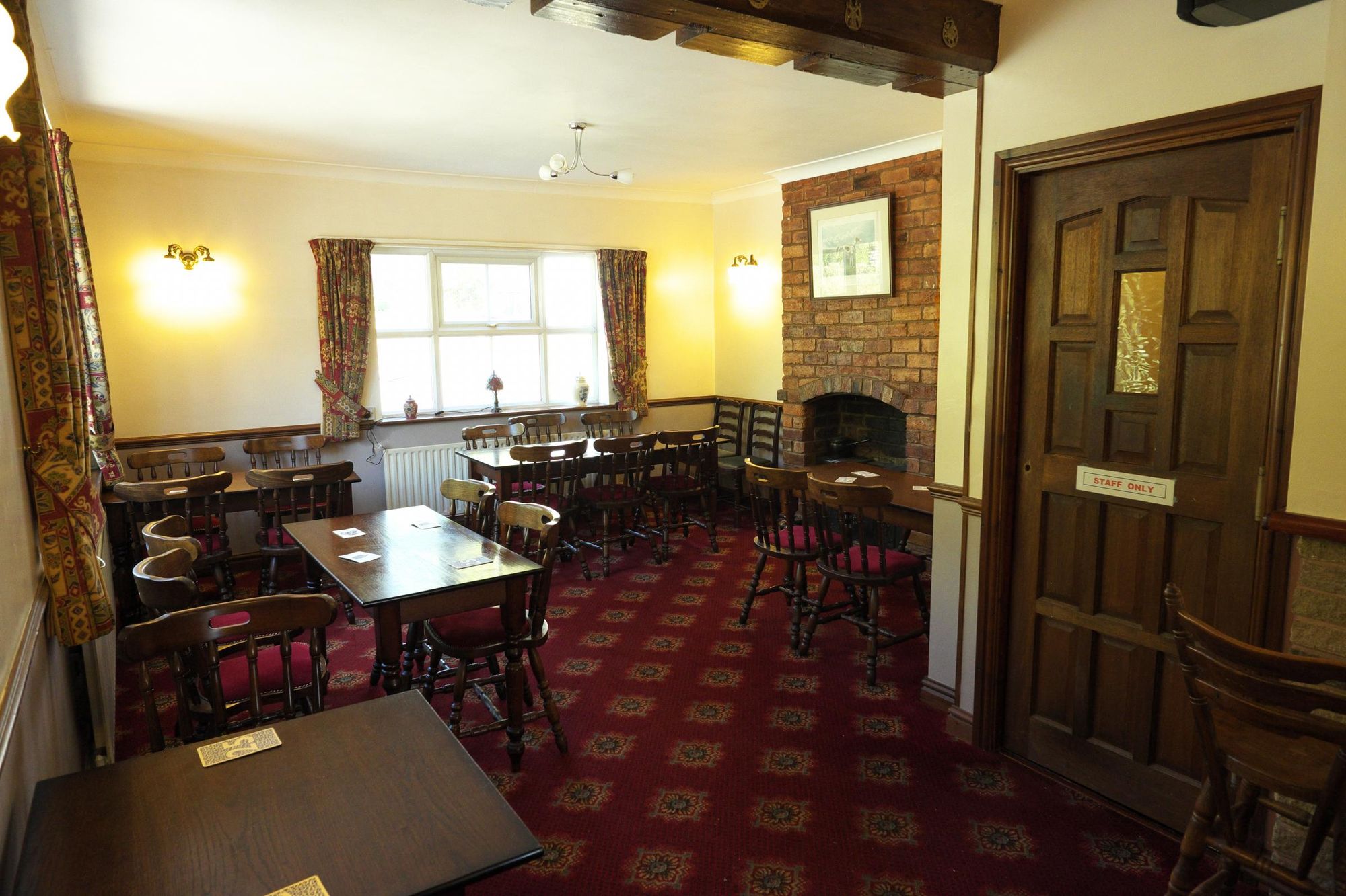 (Pub, Restaurant). Published on 07-05-2018