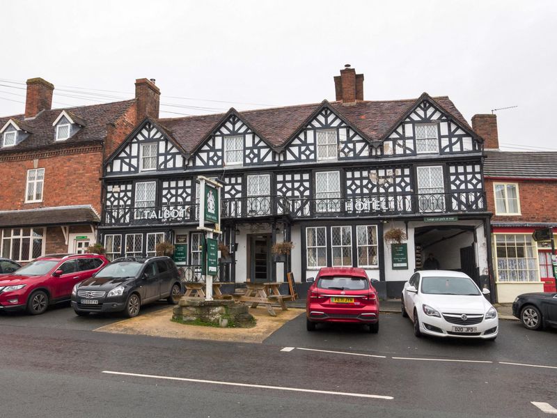Talbot Inn, Cleobury Mortimer Feb 2024. (Pub, External, Key). Published on 05-02-2024