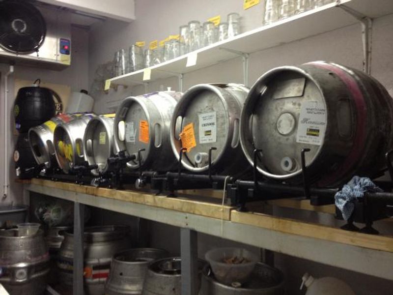 Stillage. Published on 19-08-2013