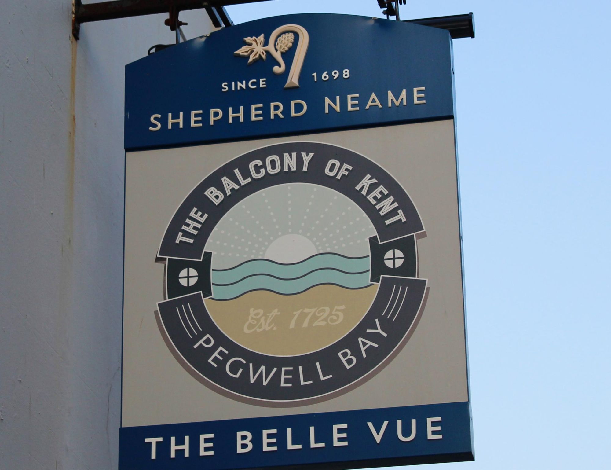 (Pub, Sign). Published on 20-10-2019