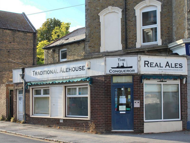 Original street view under first ownership. (Pub). Published on 13-10-2019