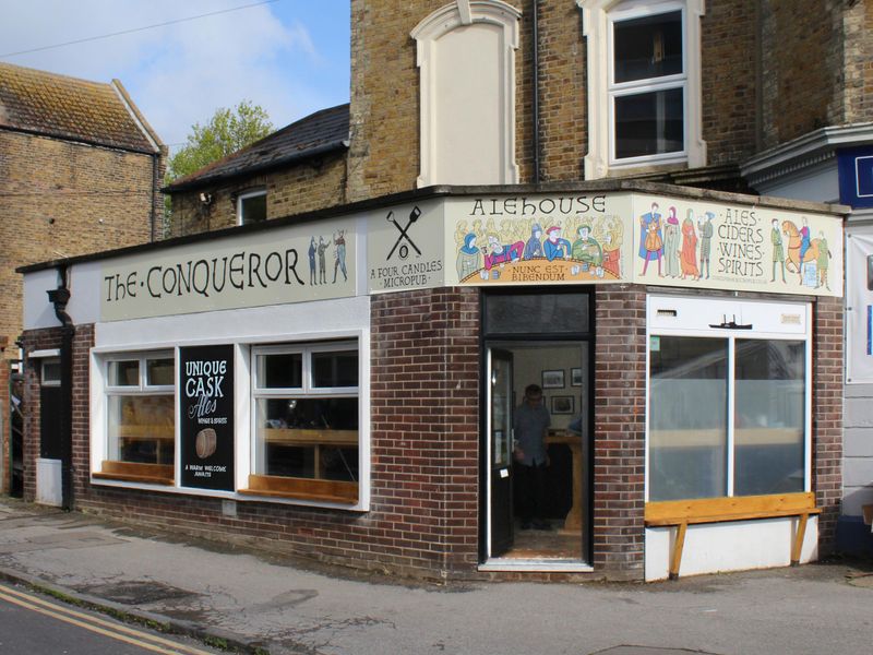 Street view. (Pub, External, Key). Published on 23-08-2021