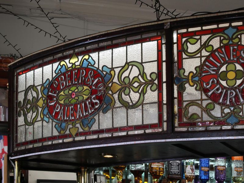 George Beer & Co. Original leaded stained glass above the bar. (Pub, Bar). Published on 20-07-2023