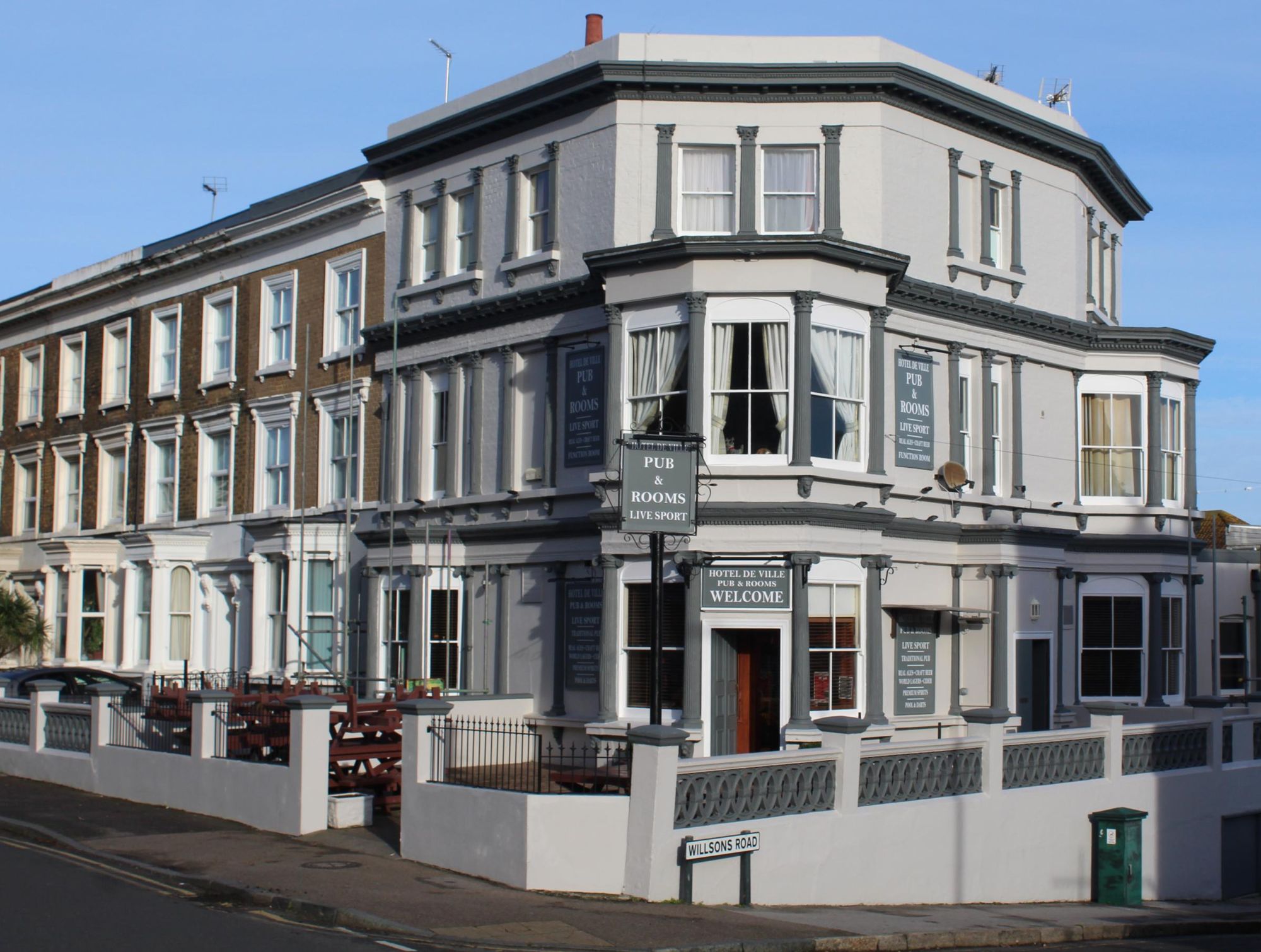 (Pub, External, Key). Published on 04-01-2024