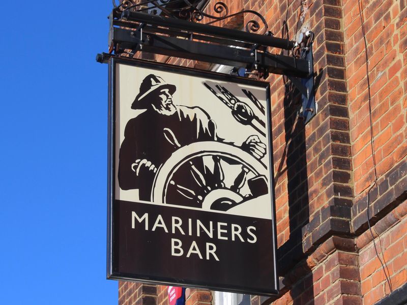 (Pub, Sign). Published on 24-02-2024 