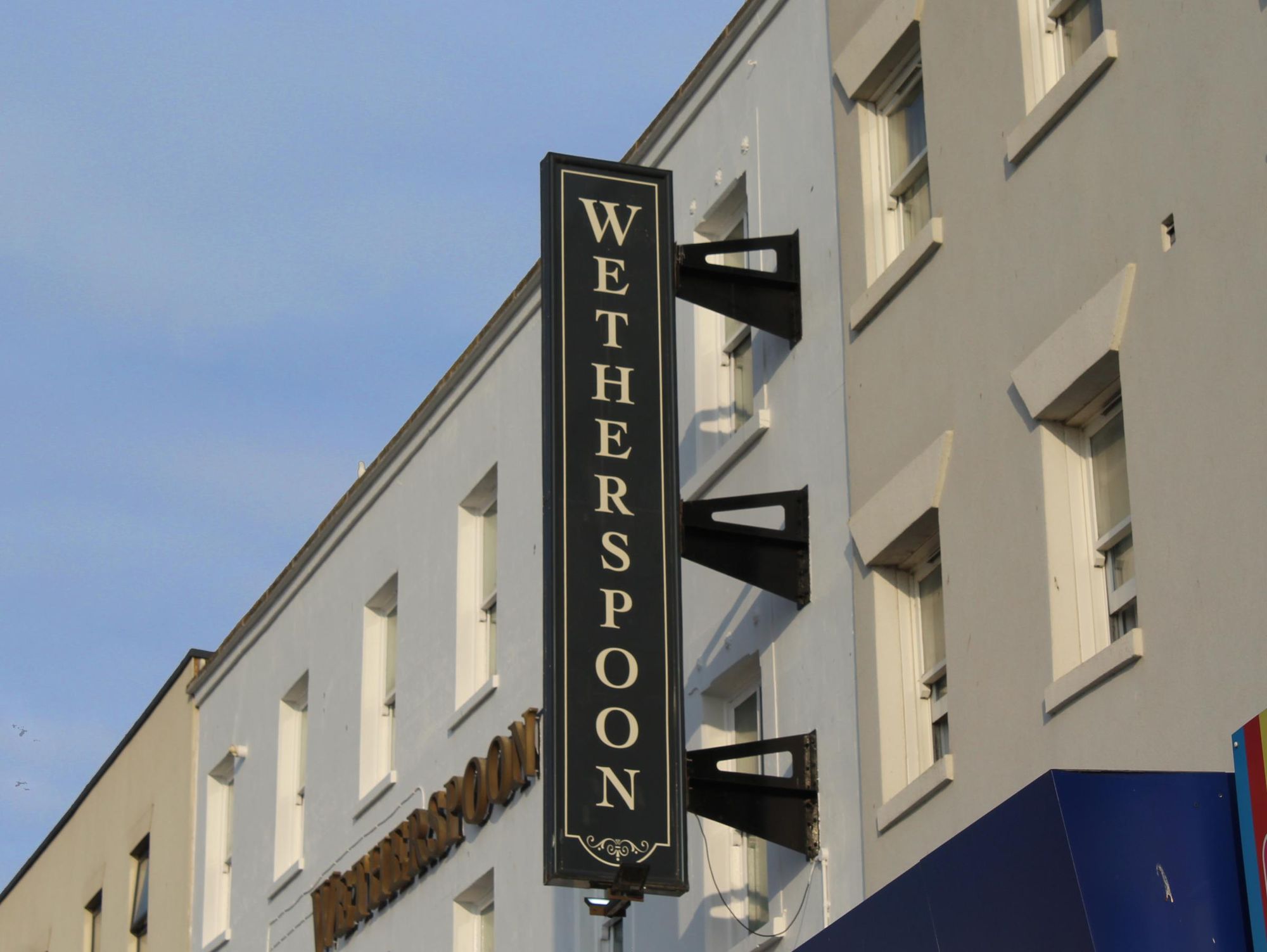 (External, Sign). Published on 14-09-2025