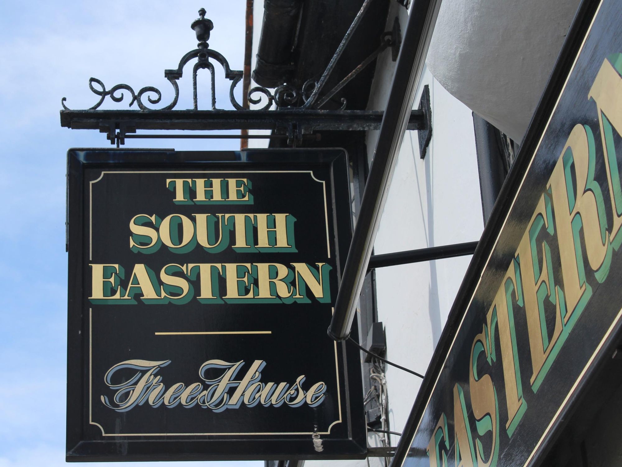 (Pub, External, Sign). Published on 17-07-2023