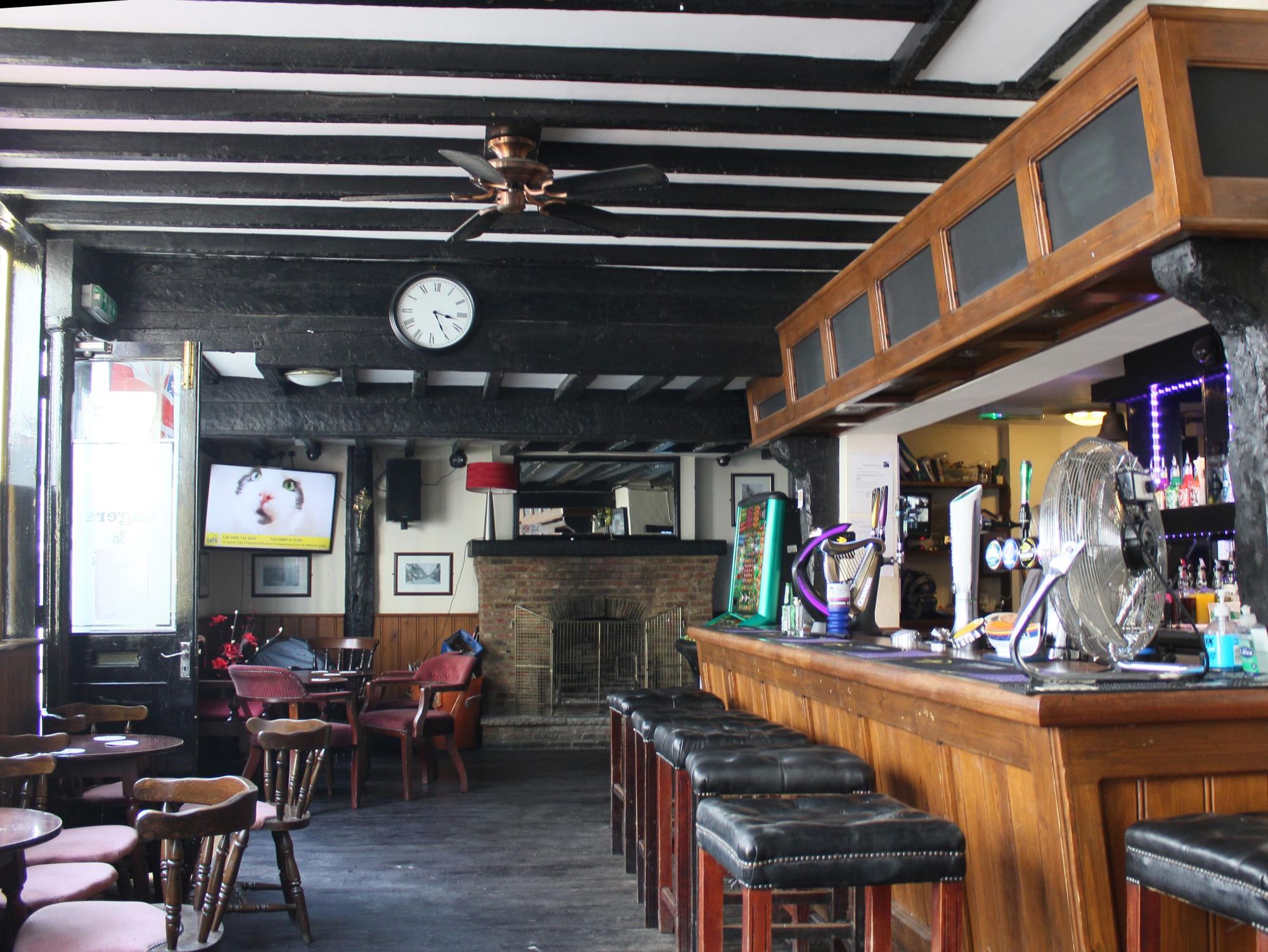 (Bar). Published on 02-09-2022