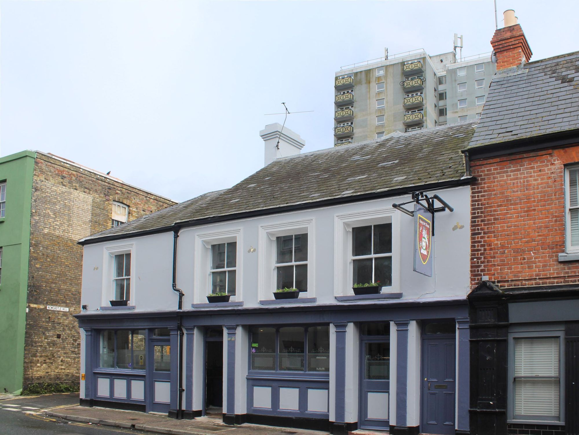 (Pub, External, Key). Published on 03-05-2024
